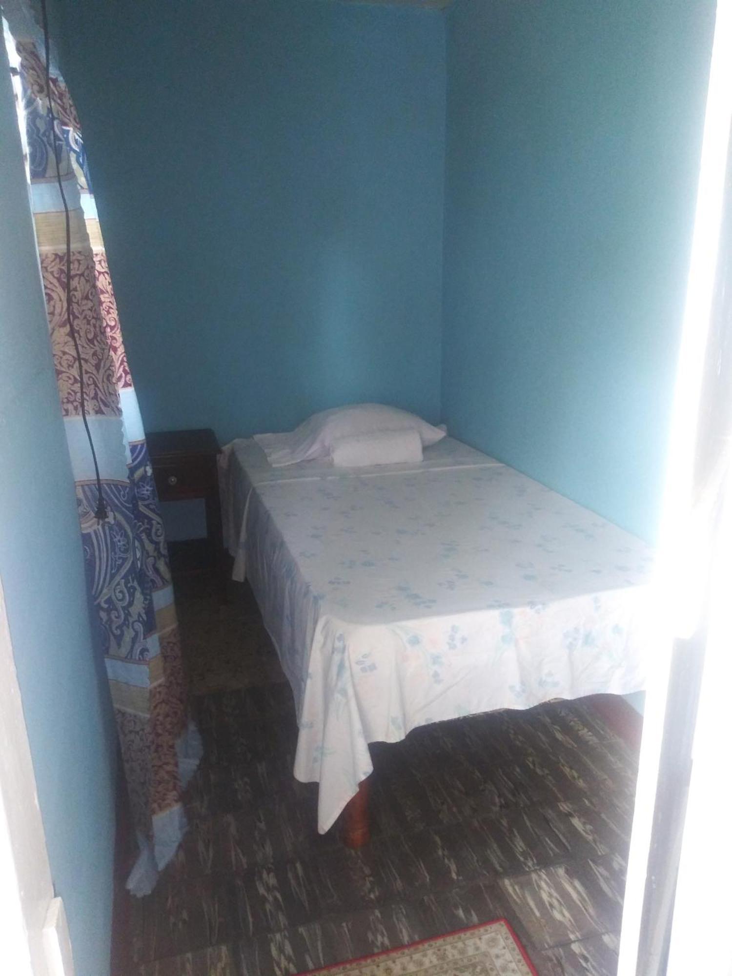 Kingston Airport Bed And Breakfast Εξωτερικό φωτογραφία